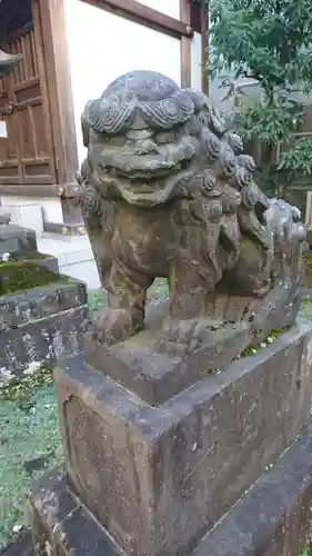 秋葉神社の狛犬