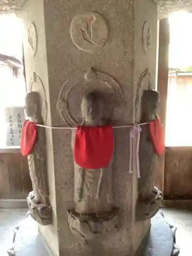 笠覆寺 (笠寺観音)の地蔵