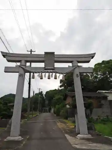 鴨部神社の鳥居