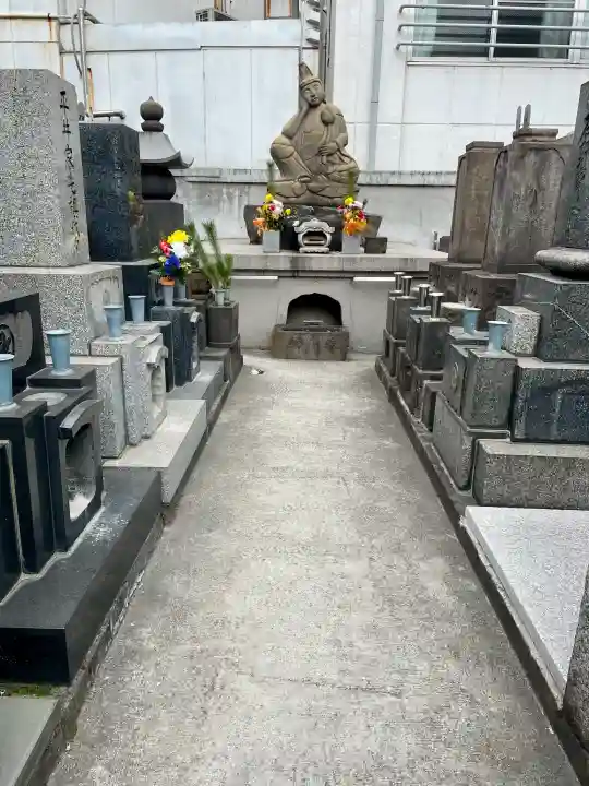 龍泉寺の{uncategorized: "未分類", other: "その他", undefined: "問題あり", building: "その他建物", grave: "お墓", sacred_gate: "鳥居", guardian: "狛犬", statue: "像", buddha: "仏像", history: "歴史", nature: "自然", garden: "庭園", animal: "動物", pagoda: "塔", temizu: "手水舎", mountain_gate: "山門・神門", sanctuary: "本殿・本堂", subordinate: "末社・摂社", art: "芸術", scenery: "景色", jizo: "地蔵", ema: "絵馬", goshuin: "御朱印", omikuji: "おみくじ", items: "授与品その他", amulet: "お守り", goshuincho: "御朱印帳", eats: "食事", festival: "お祭り", votive_dance: "神楽", shichigosan: "七五三参", wedding: "結婚式", experience: "体験その他", initially: "初詣", around: "周辺", anti_infection: "感染症対策"}