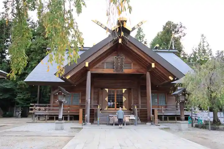 開成山大神宮の本殿・本堂