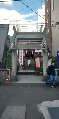 烏森神社の鳥居