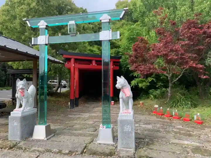 神徳稲荷神社の鳥居