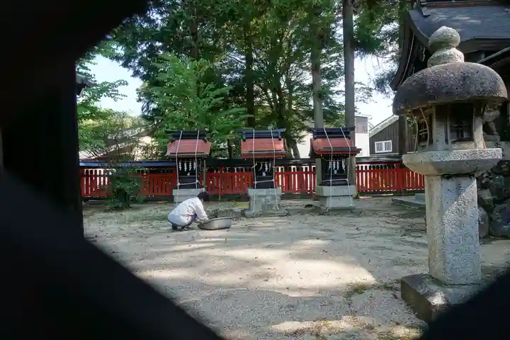 那波加神社の末社・摂社