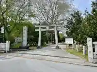 諏訪神社の{uncategorized: "未分類", other: "その他", undefined: "問題あり", building: "その他建物", grave: "お墓", sacred_gate: "鳥居", guardian: "狛犬", statue: "像", buddha: "仏像", history: "歴史", nature: "自然", garden: "庭園", animal: "動物", pagoda: "塔", temizu: "手水舎", mountain_gate: "山門・神門", sanctuary: "本殿・本堂", subordinate: "末社・摂社", art: "芸術", scenery: "景色", jizo: "地蔵", ema: "絵馬", goshuin: "御朱印", omikuji: "おみくじ", items: "授与品その他", amulet: "お守り", goshuincho: "御朱印帳", eats: "食事", festival: "お祭り", votive_dance: "神楽", shichigosan: "七五三参", wedding: "結婚式", experience: "体験その他", initially: "初詣", around: "周辺", anti_infection: "感染症対策"}