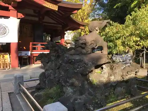 素盞雄神社の狛犬