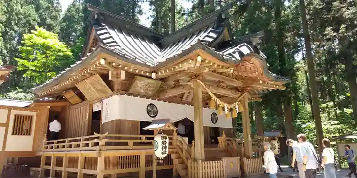 御岩神社の本殿・本堂