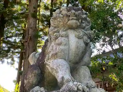 諏訪大社上社前宮の狛犬