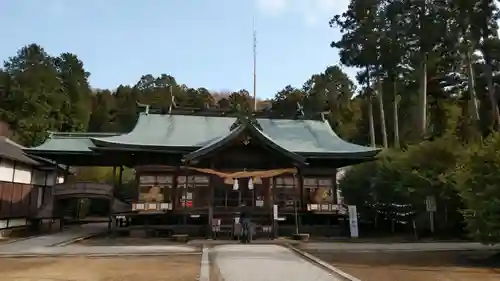 安仁神社の本殿