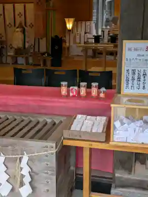 乃木神社の{uncategorized: "未分類", other: "その他", undefined: "問題あり", building: "その他建物", grave: "お墓", sacred_gate: "鳥居", guardian: "狛犬", statue: "像", buddha: "仏像", history: "歴史", nature: "自然", garden: "庭園", animal: "動物", pagoda: "塔", temizu: "手水舎", mountain_gate: "山門・神門", sanctuary: "本殿・本堂", subordinate: "末社・摂社", art: "芸術", scenery: "景色", jizo: "地蔵", ema: "絵馬", goshuin: "御朱印", omikuji: "おみくじ", items: "授与品その他", amulet: "お守り", goshuincho: "御朱印帳", eats: "食事", festival: "お祭り", votive_dance: "神楽", shichigosan: "七五三参", wedding: "結婚式", experience: "体験その他", initially: "初詣", around: "周辺", anti_infection: "感染症対策"}