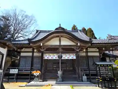 真福寺の本殿・本堂