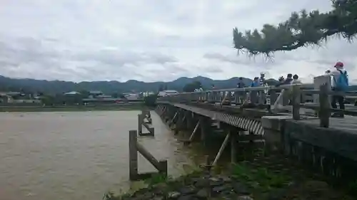 亀峰山平成院の周辺