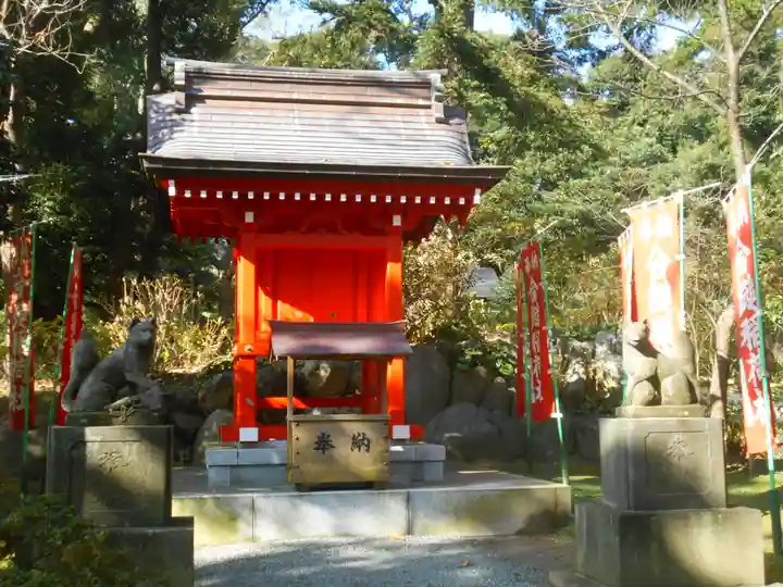 葛原岡神社の末社・摂社