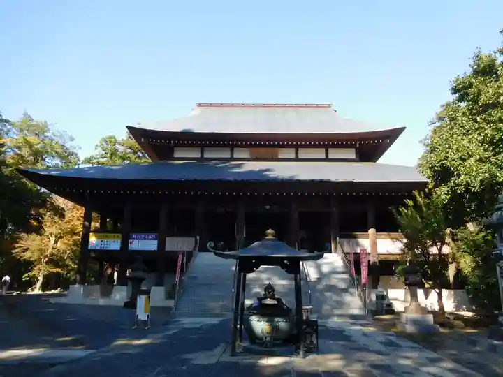 高蔵寺の本殿・本堂