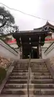 門戸厄神東光寺の山門・神門
