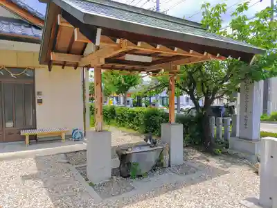 白山神社(西城)の手水舎