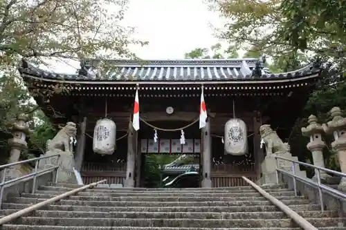 大避神社の山門・神門