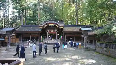 諏訪大社の本殿・本堂