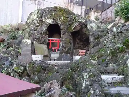 開運出世稲荷(延命院境内社)の末社・摂社