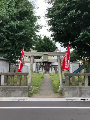 西守稲荷神社の鳥居