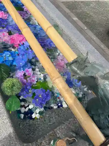 成田山札幌別院新栄寺の手水舎