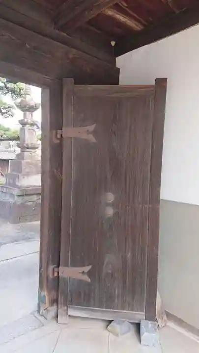 慈雲寺の山門・神門