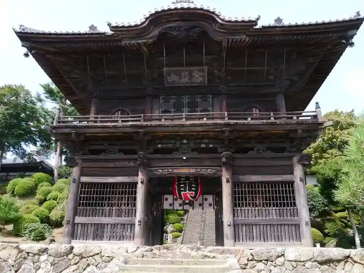 聖天院の山門・神門