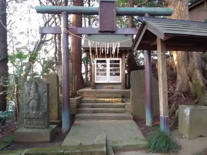素鵞熊野神社の鳥居