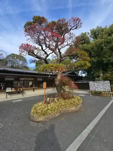 （山田）伊射奈岐神社の{uncategorized: "未分類", other: "その他", undefined: "問題あり", building: "その他建物", grave: "お墓", sacred_gate: "鳥居", guardian: "狛犬", statue: "像", buddha: "仏像", history: "歴史", nature: "自然", garden: "庭園", animal: "動物", pagoda: "塔", temizu: "手水舎", mountain_gate: "山門・神門", sanctuary: "本殿・本堂", subordinate: "末社・摂社", art: "芸術", scenery: "景色", jizo: "地蔵", ema: "絵馬", goshuin: "御朱印", omikuji: "おみくじ", items: "授与品その他", amulet: "お守り", goshuincho: "御朱印帳", eats: "食事", festival: "お祭り", votive_dance: "神楽", shichigosan: "七五三参", wedding: "結婚式", experience: "体験その他", initially: "初詣", around: "周辺", anti_infection: "感染症対策"}