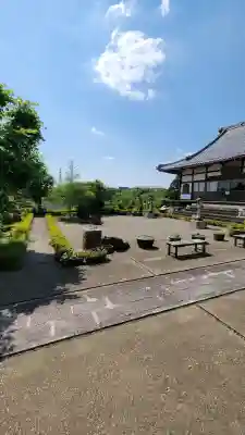 小山寺の{uncategorized: "未分類", other: "その他", undefined: "問題あり", building: "その他建物", grave: "お墓", sacred_gate: "鳥居", guardian: "狛犬", statue: "像", buddha: "仏像", history: "歴史", nature: "自然", garden: "庭園", animal: "動物", pagoda: "塔", temizu: "手水舎", mountain_gate: "山門・神門", sanctuary: "本殿・本堂", subordinate: "末社・摂社", art: "芸術", scenery: "景色", jizo: "地蔵", ema: "絵馬", goshuin: "御朱印", omikuji: "おみくじ", items: "授与品その他", amulet: "お守り", goshuincho: "御朱印帳", eats: "食事", festival: "お祭り", votive_dance: "神楽", shichigosan: "七五三参", wedding: "結婚式", experience: "体験その他", initially: "初詣", around: "周辺", anti_infection: "感染症対策"}