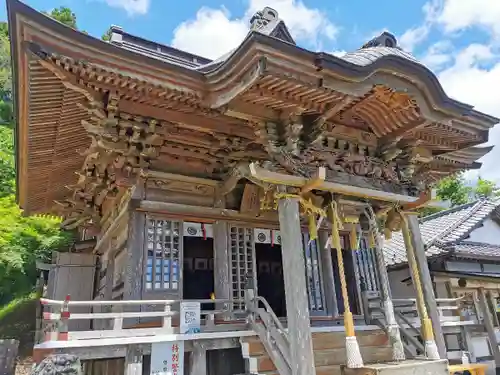 大島神社の本殿