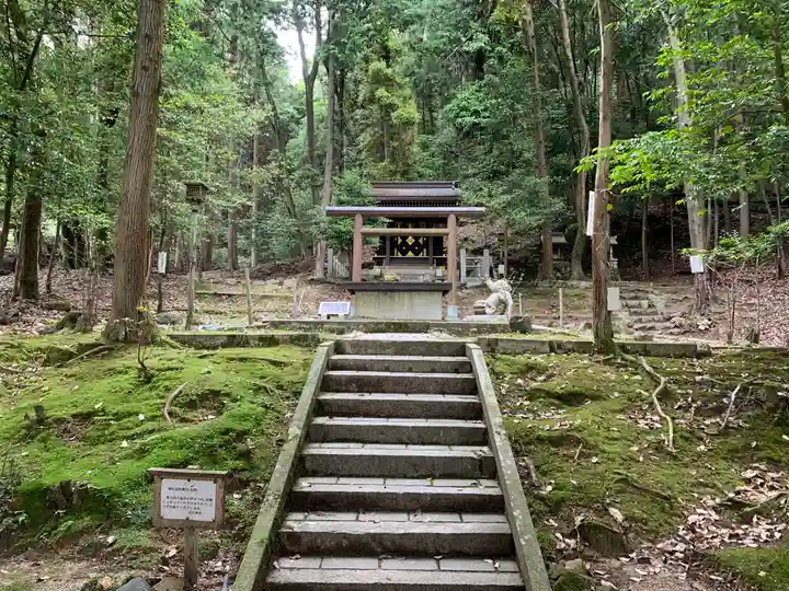 近江神宮の末社・摂社