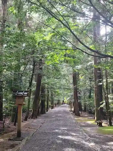 瀧原宮(皇大神宮別宮)の{uncategorized: "未分類", other: "その他", undefined: "問題あり", building: "その他建物", grave: "お墓", sacred_gate: "鳥居", guardian: "狛犬", statue: "像", buddha: "仏像", history: "歴史", nature: "自然", garden: "庭園", animal: "動物", pagoda: "塔", temizu: "手水舎", mountain_gate: "山門・神門", sanctuary: "本殿・本堂", subordinate: "末社・摂社", art: "芸術", scenery: "景色", jizo: "地蔵", ema: "絵馬", goshuin: "御朱印", omikuji: "おみくじ", items: "授与品その他", amulet: "お守り", goshuincho: "御朱印帳", eats: "食事", festival: "お祭り", votive_dance: "神楽", shichigosan: "七五三参", wedding: "結婚式", experience: "体験その他", initially: "初詣", around: "周辺", anti_infection: "感染症対策"}