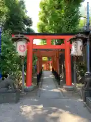 花園稲荷神社の鳥居