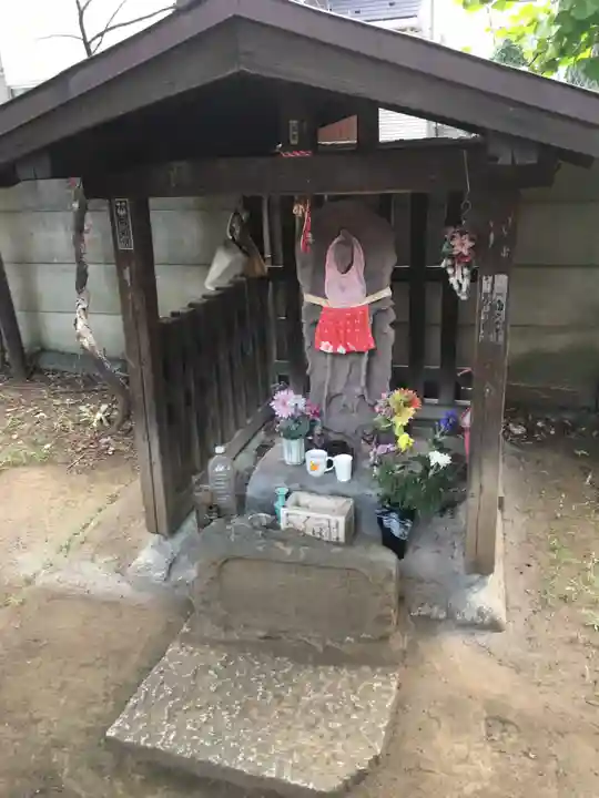 八雲氷川神社の地蔵