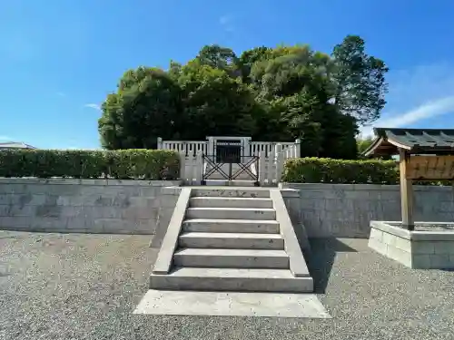 天武天皇・持統天皇陵（檜隈大内陵）(奈良県)