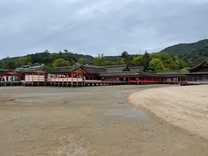 厳島神社(広島県)
