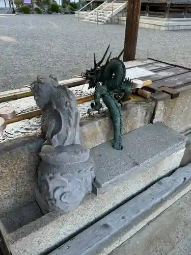 沙沙貴神社の手水舎