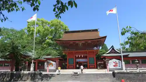 富士山本宮浅間大社の山門・神門