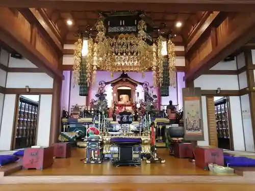 青海山　薬師寺の本殿・本堂