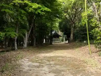 山崎神社の{uncategorized: "未分類", other: "その他", undefined: "問題あり", building: "その他建物", grave: "お墓", sacred_gate: "鳥居", guardian: "狛犬", statue: "像", buddha: "仏像", history: "歴史", nature: "自然", garden: "庭園", animal: "動物", pagoda: "塔", temizu: "手水舎", mountain_gate: "山門・神門", sanctuary: "本殿・本堂", subordinate: "末社・摂社", art: "芸術", scenery: "景色", jizo: "地蔵", ema: "絵馬", goshuin: "御朱印", omikuji: "おみくじ", items: "授与品その他", amulet: "お守り", goshuincho: "御朱印帳", eats: "食事", festival: "お祭り", votive_dance: "神楽", shichigosan: "七五三参", wedding: "結婚式", experience: "体験その他", initially: "初詣", around: "周辺", anti_infection: "感染症対策"}