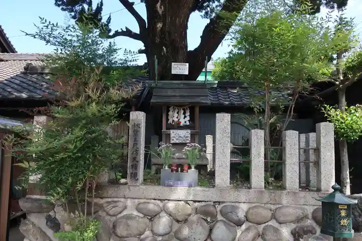 龍蔵寺の末社・摂社