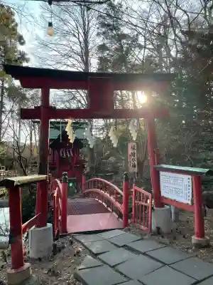白石神社の{uncategorized: "未分類", other: "その他", undefined: "問題あり", building: "その他建物", grave: "お墓", sacred_gate: "鳥居", guardian: "狛犬", statue: "像", buddha: "仏像", history: "歴史", nature: "自然", garden: "庭園", animal: "動物", pagoda: "塔", temizu: "手水舎", mountain_gate: "山門・神門", sanctuary: "本殿・本堂", subordinate: "末社・摂社", art: "芸術", scenery: "景色", jizo: "地蔵", ema: "絵馬", goshuin: "御朱印", omikuji: "おみくじ", items: "授与品その他", amulet: "お守り", goshuincho: "御朱印帳", eats: "食事", festival: "お祭り", votive_dance: "神楽", shichigosan: "七五三参", wedding: "結婚式", experience: "体験その他", initially: "初詣", around: "周辺", anti_infection: "感染症対策"}