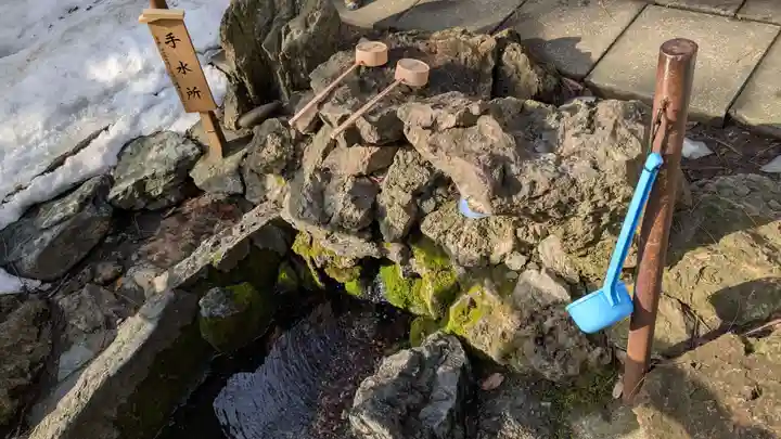 白石神社の手水舎