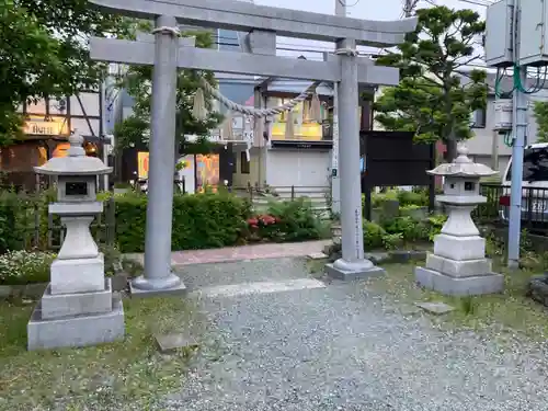 山蒼稲荷神社の鳥居