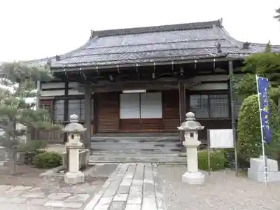 円常寺の本殿・本堂