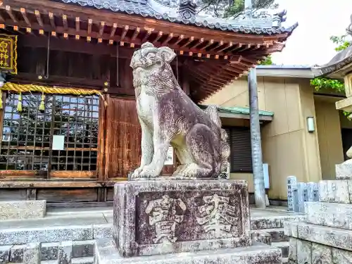 白山社（成岩白山神社）の狛犬