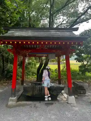 大己貴神社の{uncategorized: "未分類", other: "その他", undefined: "問題あり", building: "その他建物", grave: "お墓", sacred_gate: "鳥居", guardian: "狛犬", statue: "像", buddha: "仏像", history: "歴史", nature: "自然", garden: "庭園", animal: "動物", pagoda: "塔", temizu: "手水舎", mountain_gate: "山門・神門", sanctuary: "本殿・本堂", subordinate: "末社・摂社", art: "芸術", scenery: "景色", jizo: "地蔵", ema: "絵馬", goshuin: "御朱印", omikuji: "おみくじ", items: "授与品その他", amulet: "お守り", goshuincho: "御朱印帳", eats: "食事", festival: "お祭り", votive_dance: "神楽", shichigosan: "七五三参", wedding: "結婚式", experience: "体験その他", initially: "初詣", around: "周辺", anti_infection: "感染症対策"}