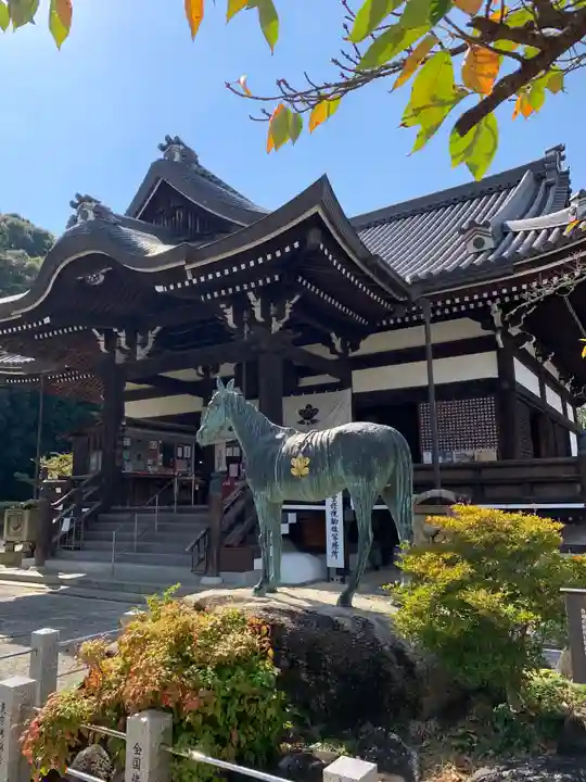 橘寺の本殿・本堂