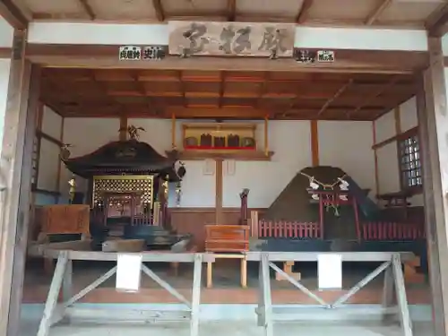 淺間神社（忍野八海）の建物その他